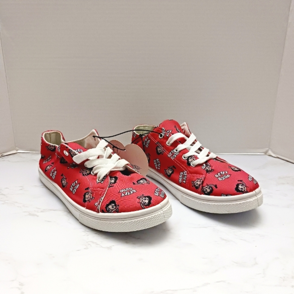Betty Boop NWT Red Canvas Sneaker